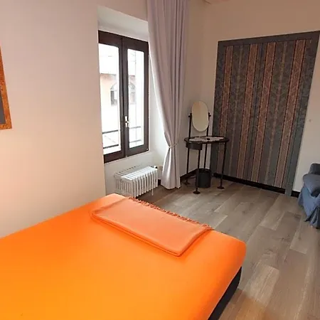 Il Castello Bed & Breakfast Varallo Pombia